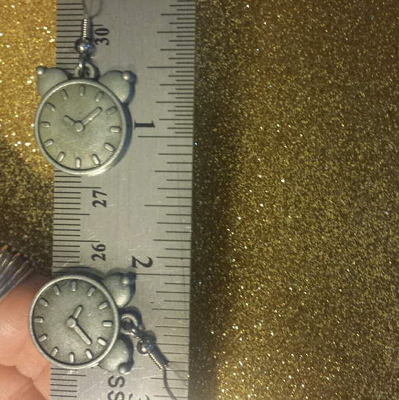 Cat Time Clock Earrings in silver - Picture 2 of 2